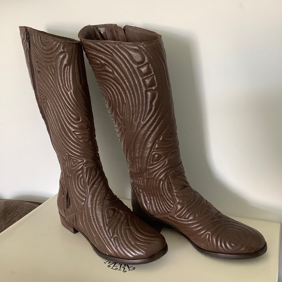 MERE Women's Brown Leather Boots, Size: 8M, Made in Brazil - Picture 6 of 15